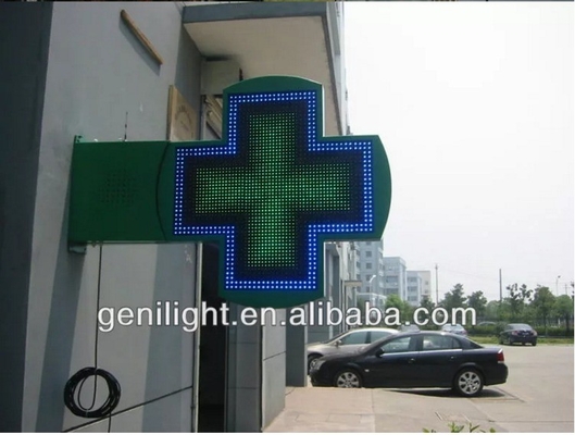 Дисплей с высоким контрастным соотношением 1200x1200 Green LED Cross для аптек в наружном дизайне